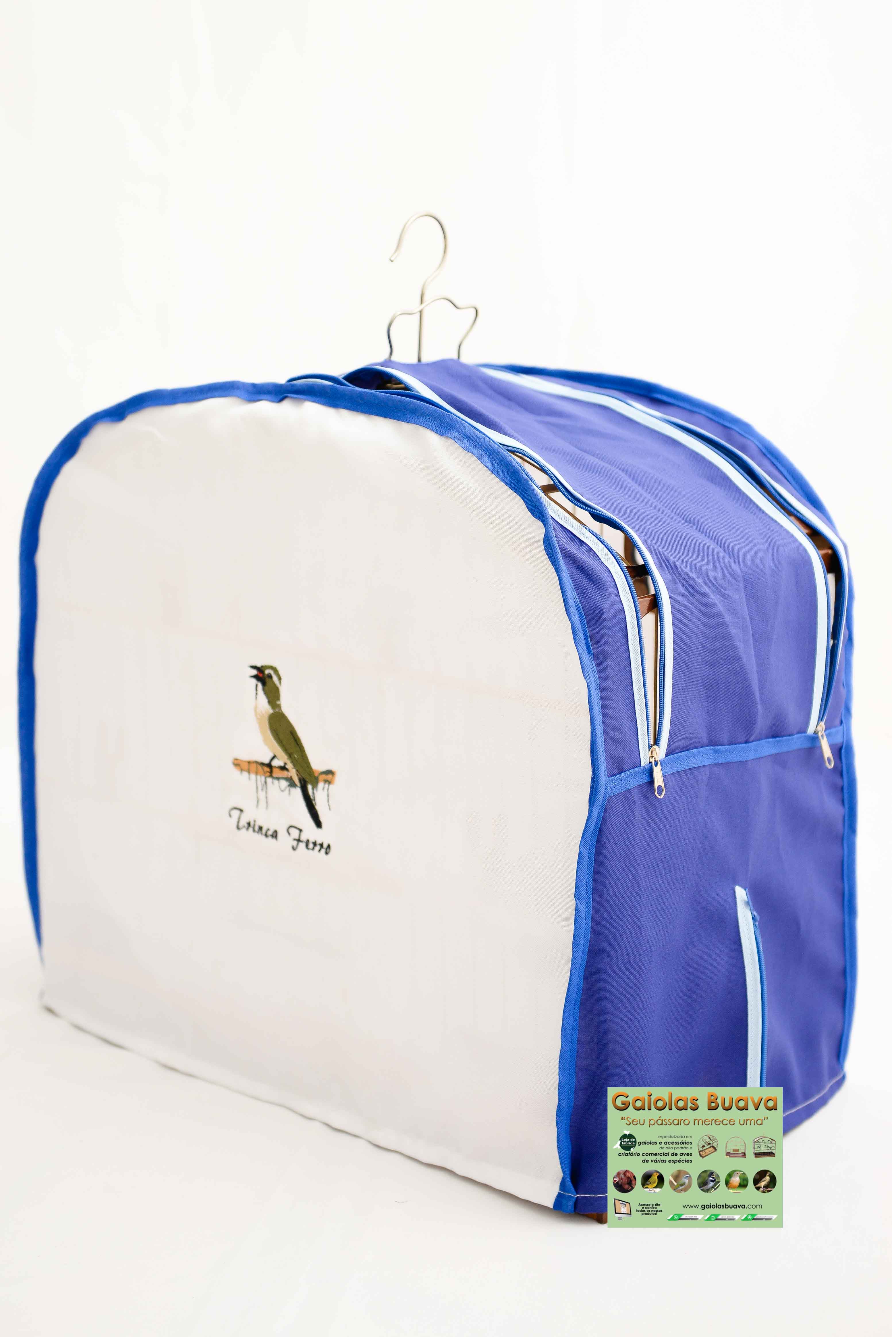 CAPA BORDADA TRINCA-FERRO DE TORNEIO BRANCA E AZUL 