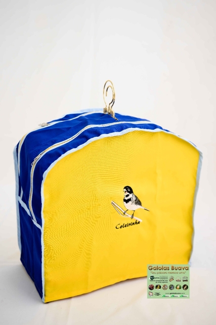 CAPA COLEIRO AZUL E AMARELA COM BORDADO