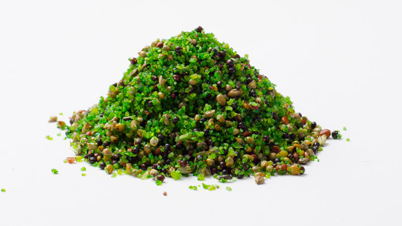  Vitamina Jil� Para Can�rios, Coleiros e p�ssaros em geral - 1 kg. Composta de Farinha de Ostra, Farinha de Rosca, Gritz de Milho, Niger, Colza, Linha�a, Nab�o e Aveia e Jilo desidratado.